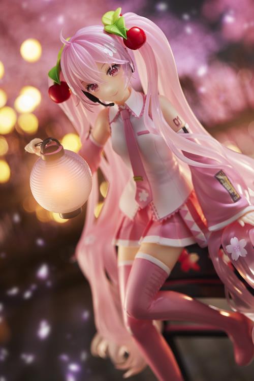 Vocaloid Sakura Miku (Sakura Lantern Ver.) Figure Authentic